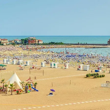 Charming In Caorle Ve With Solarium Apartman La Fagiana